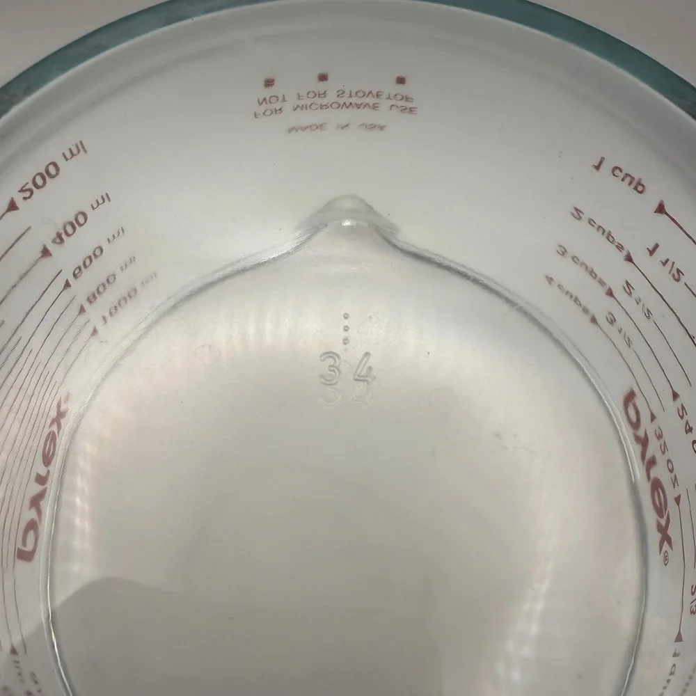 Pyrex 1 Quart 4 Cup Glass Measuring Cup Red Lettering Made in USA 32 oz 1000 ml